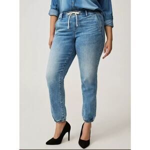 Torrid Weekend Jogger Mid-Rise Jean Size 3X Short Petite Blue Denim Pull On